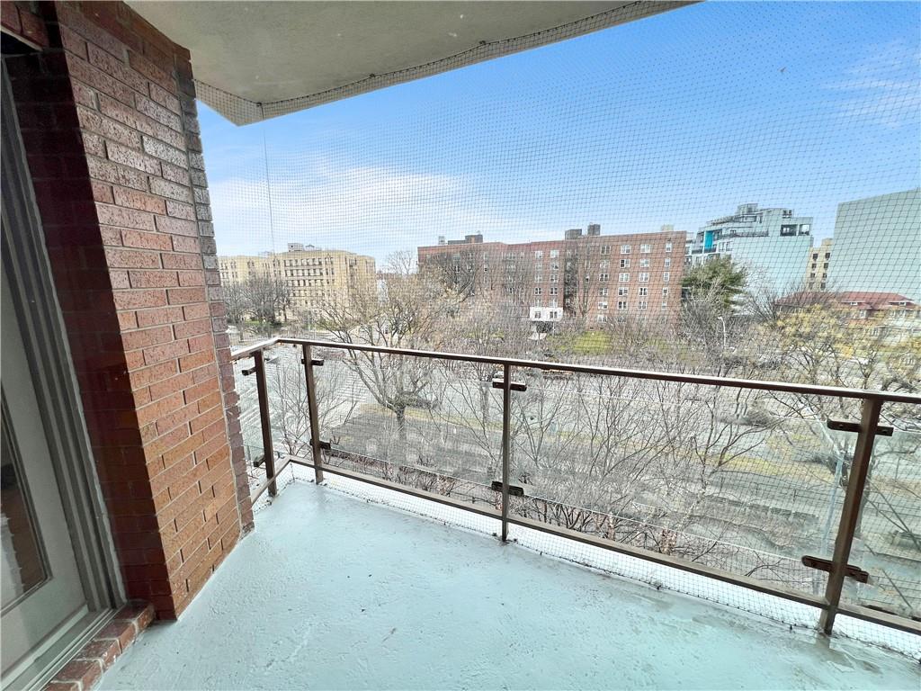 702 Ocean Parkway #5B, Brooklyn, New York image 22