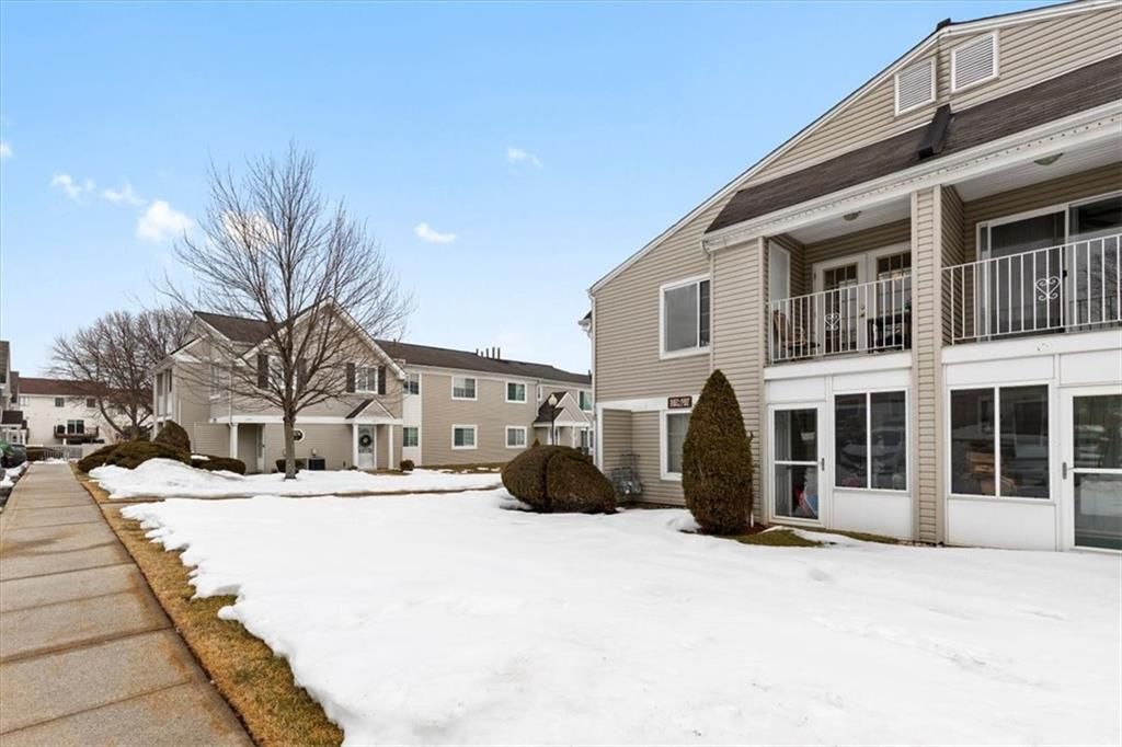 Photo of 593 Correll Avenue #2Fl, Staten Island, NY 10309 (MLS # 499197)