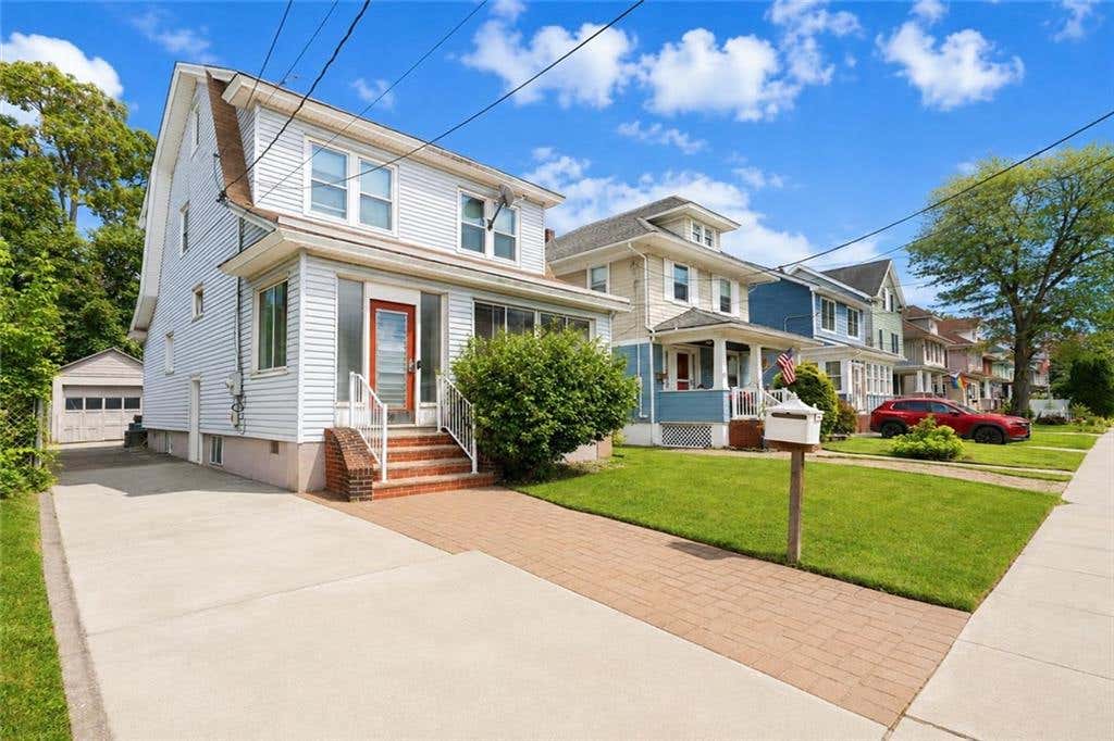 Photo of 53 Pelton Avenue, Staten Island, NY 10310 (MLS # 503555)
