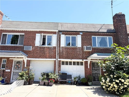 69-27 169TH ST, FRESH MEADOWS, NY 11365 - Image fda43588dfda5a5ef6db9e0f3d484803/1702531799