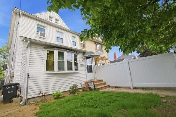 Photo of 10219 213th Street, Queens Village, NY 11429 (MLS # 502129)