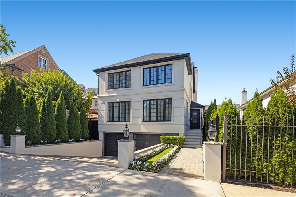 Photo of 8008 Harbor View Terrace, Brooklyn, NY 11209 (MLS # 496504)