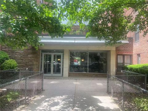 Homes For Sale - 345 Webster Avenue #1O<br/> Brooklyn, NY 11230