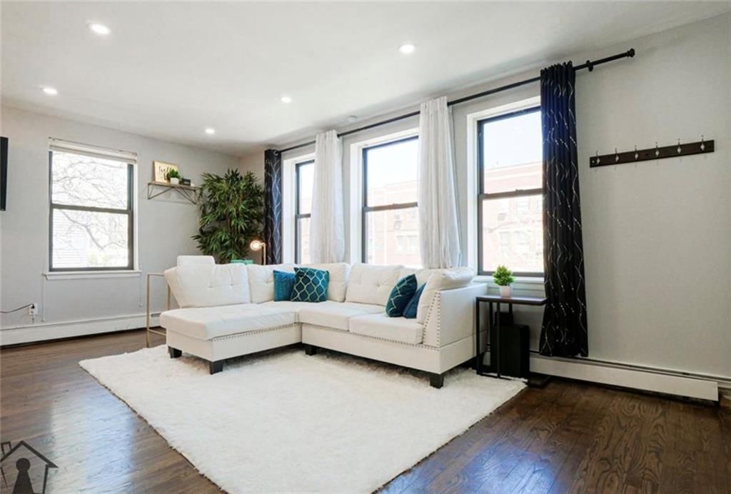 Photo of 54 Erasmus Street #2D, Brooklyn, NY 11226 (MLS # 500259)