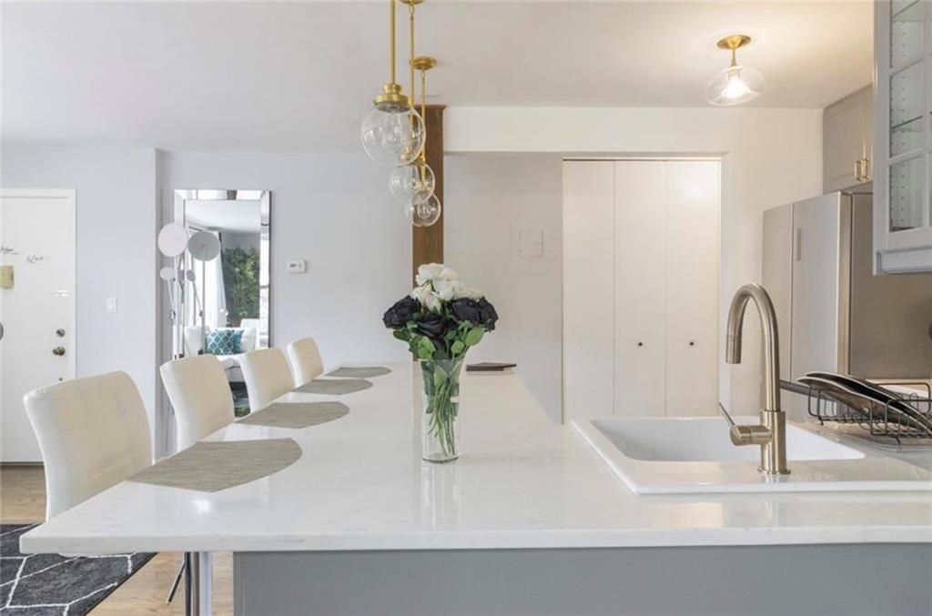 Photo of 54 Erasmus Street #2D, Brooklyn, NY 11226 (MLS # 500259)