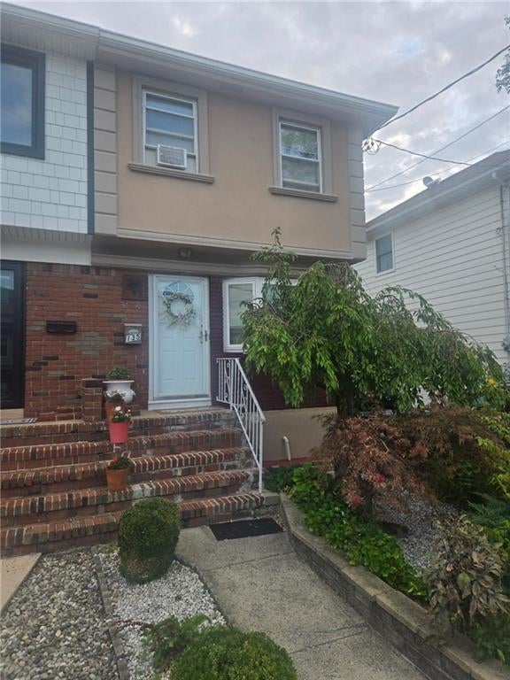 Photo of 135 Reid Avenue, Staten Island, NY 10305 (MLS # 504744)