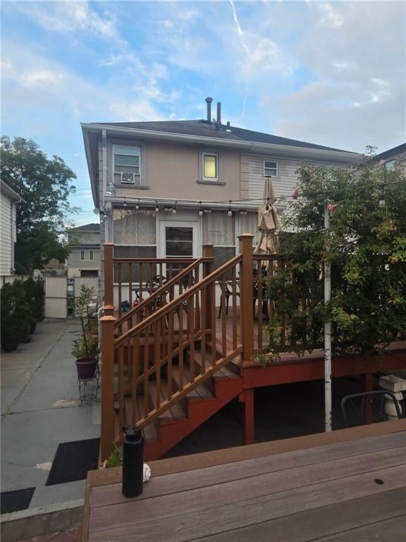 Photo of 135 Reid Avenue, Staten Island, NY 10305 (MLS # 504744)