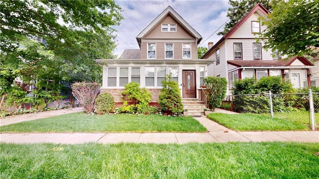 Photo of 413 Heberton Avenue, Port Richmond, NY 10302 (MLS # 501835)