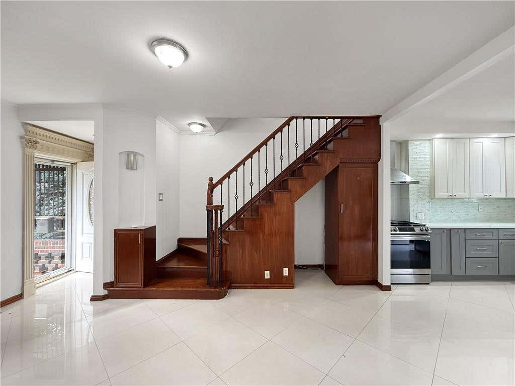 Photo of 259 Bay 13th Street, Brooklyn, NY 11214 (MLS # 503519)