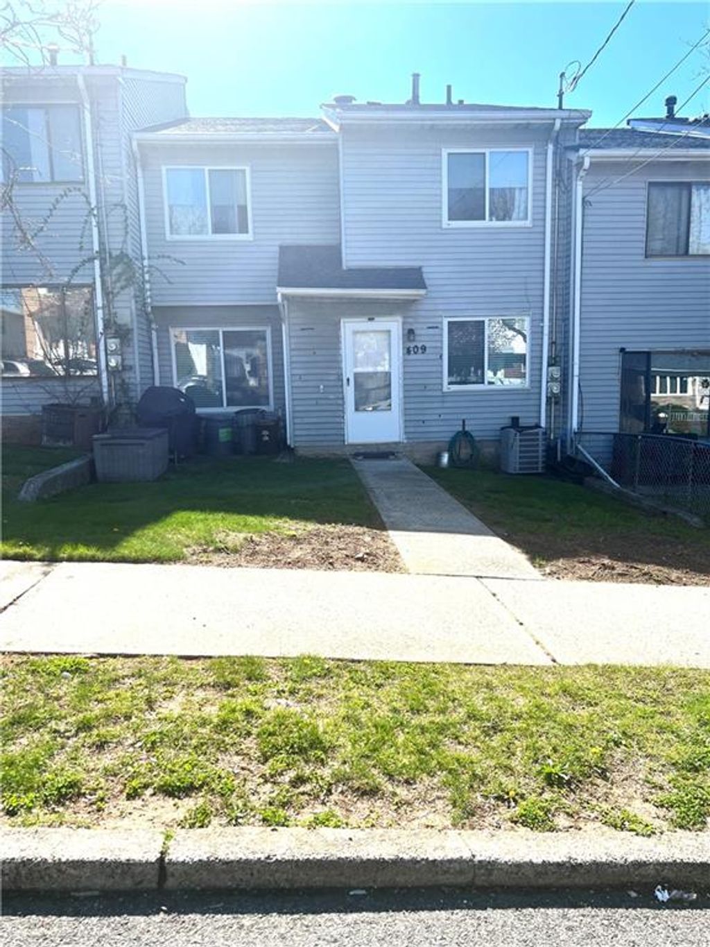 Photo of 409 Neckar Avenue, Staten Island, NY 10304 (MLS # 500493)