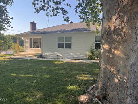 Tiny photo for 4785 Fern Valley Road, Medford, OR 97504 (MLS # 220226702)