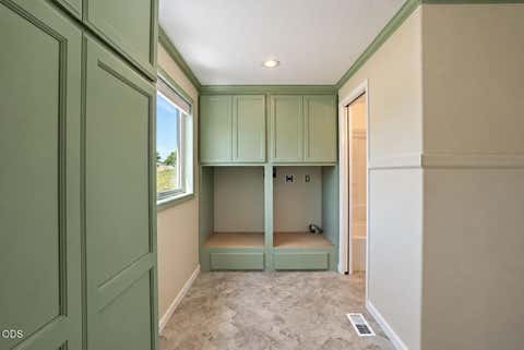 Tiny photo for 4785 Fern Valley Road, Medford, OR 97504 (MLS # 220226702)