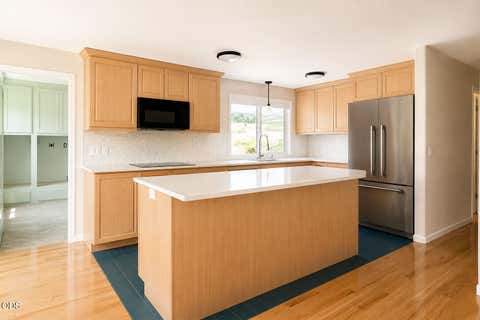 Tiny photo for 4785 Fern Valley Road, Medford, OR 97504 (MLS # 220226702)
