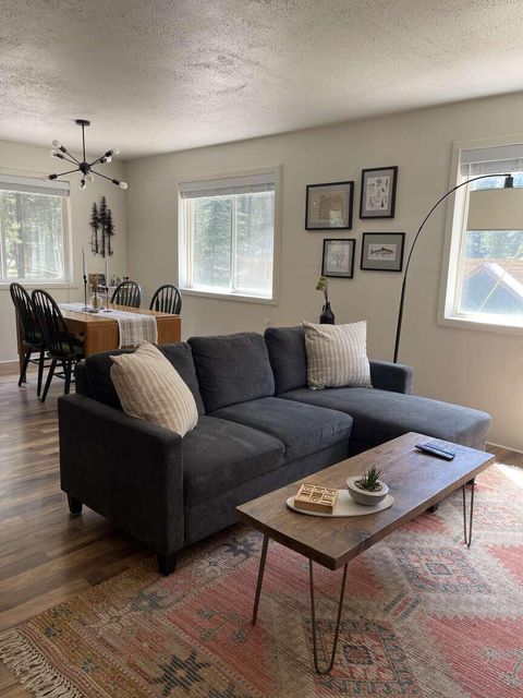 Tiny photo for 52960 Snow Flake Lane, La Pine, OR 97739 (MLS # 220215338)