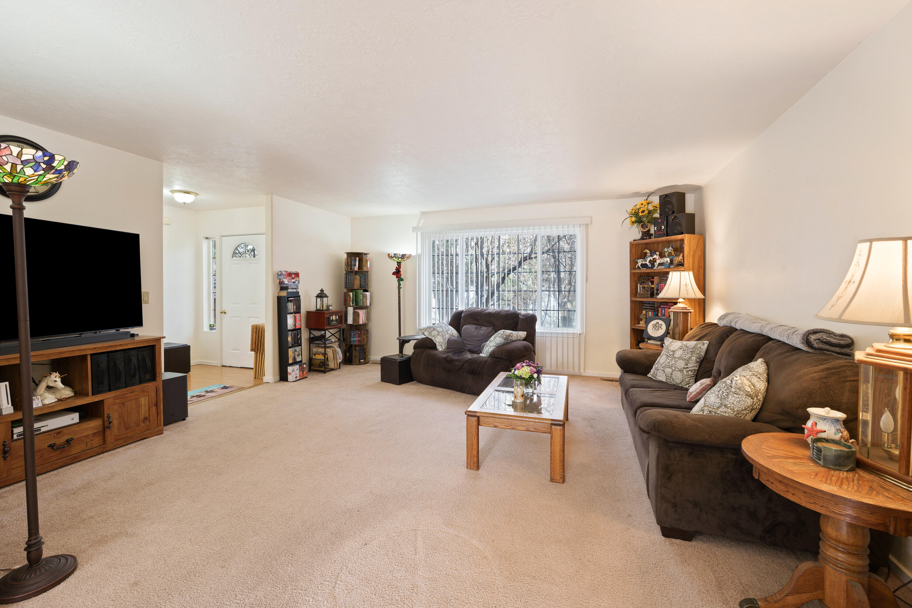 1052 NE Francis Court