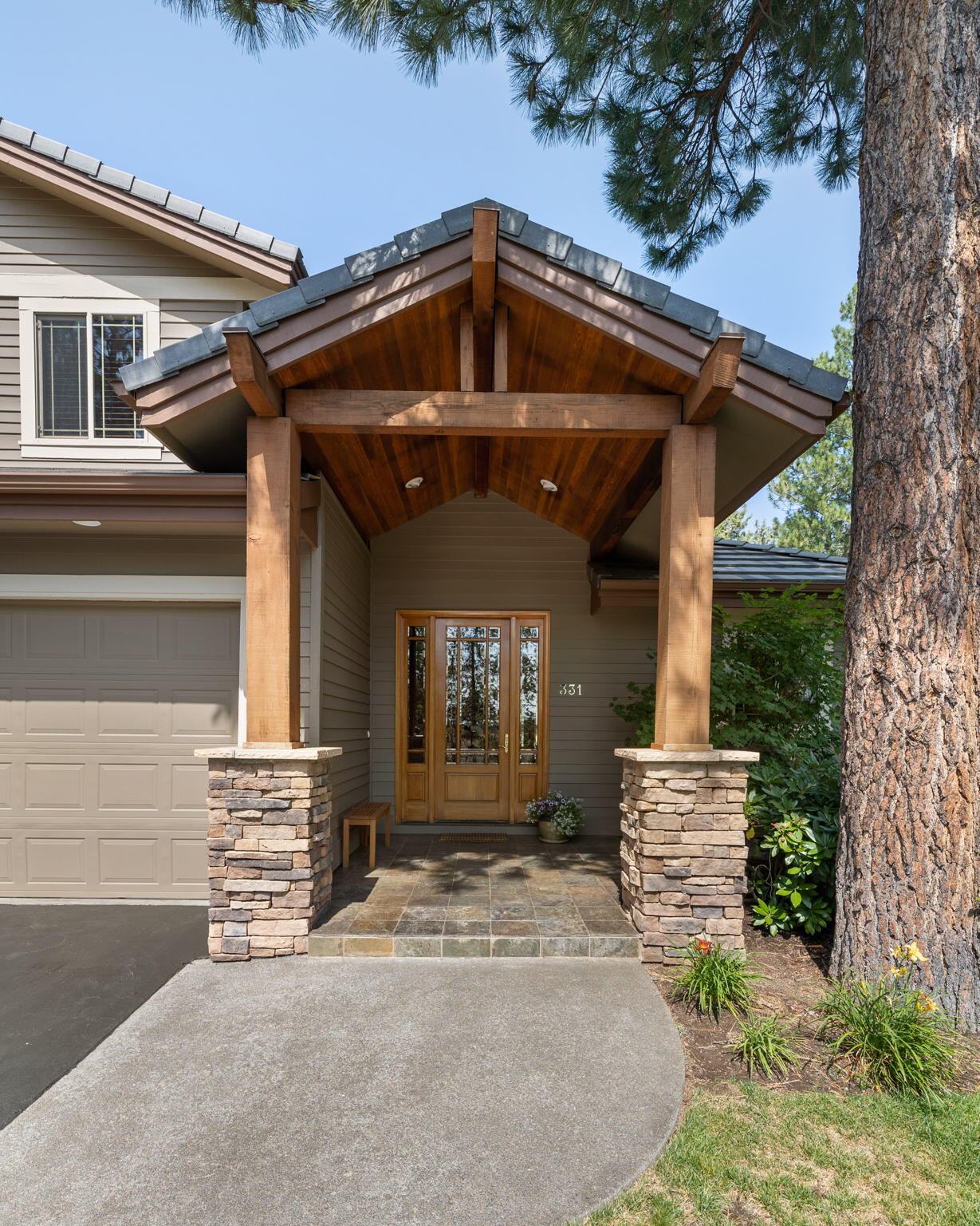 Broken Top - Residential