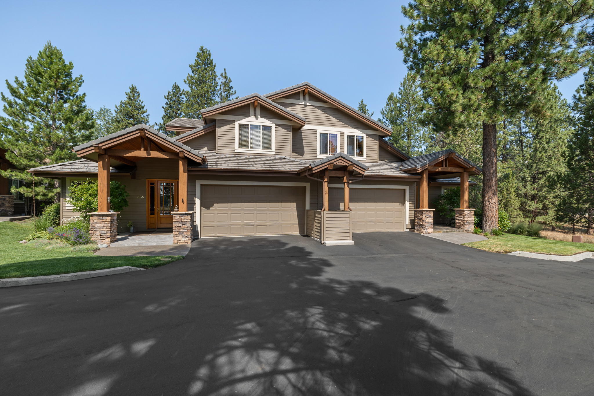 Broken Top - Residential