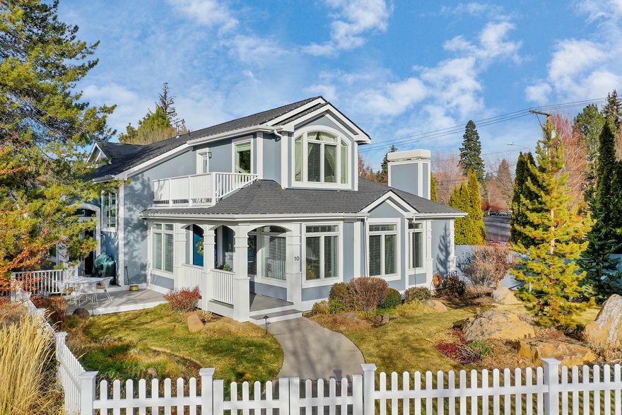 A rare chance to live on Bend's most desirable street, historic Drake Rd. Just a block from Bend's downtown core, this gem sits right across the road, with full views, of Bend's signature landmark, iconic Mirror Pond. This home was fully remodeled, down to the studs, in 2006 and boasts every modern convenience. With an inviting chef's kitchen featuring high end appliances, this home also showcases custom molding throughout, European style bathroom vanities and stunning crystal chandeliers. Don't miss this rarest of opportunities to live in Bend's most charming neighborhood!