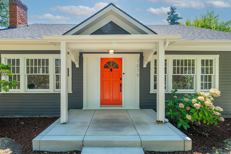 Charming and fully renovated 1924 bungalow in the heart of East Medford! This 4-bed, 3 bath home offers over 2,500 sqft of updated living space with a stunning chef's kitchen featuring granite counters and a 6-burner stainless gas range. Primary bedroom is conveniently located on the main floor. Enjoy the flexibility of a finished detached bonus unit—perfect as a guest suite, office, or creative space. Also includes an unfinished basement for extra storage or wine cellar. Located in a desirable, accessible neighborhood close to shopping, dining, medical, and entertainment. Classic character meets modern comfort—don't miss this rare opportunity!