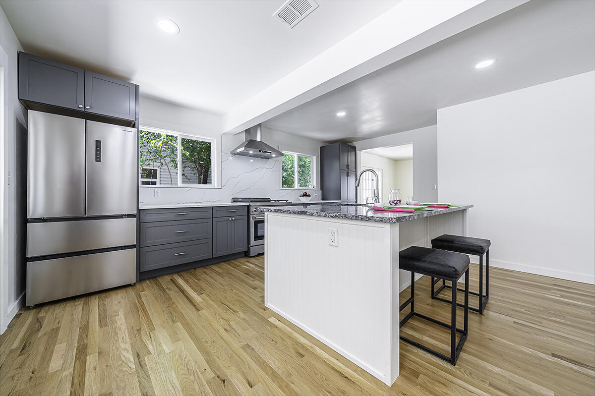 Queen Anne Addition - Residential