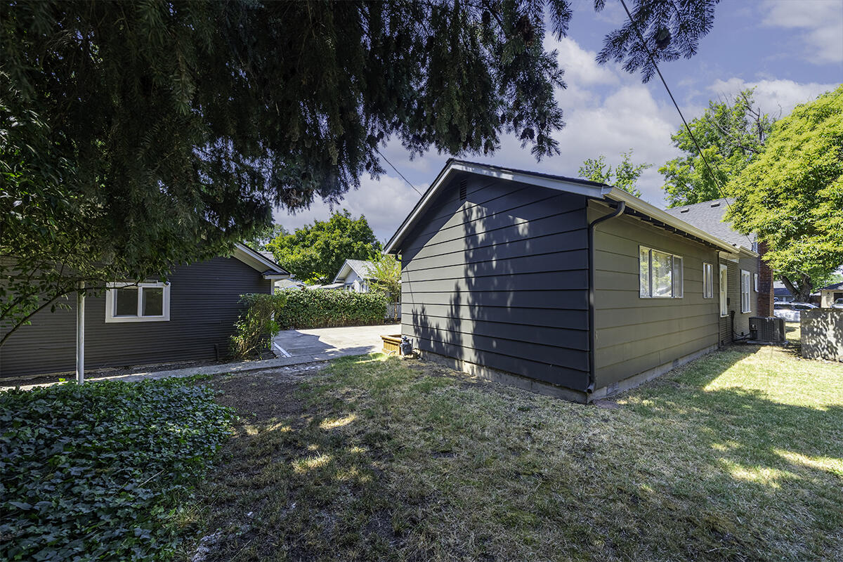 Queen Anne Addition - Residential