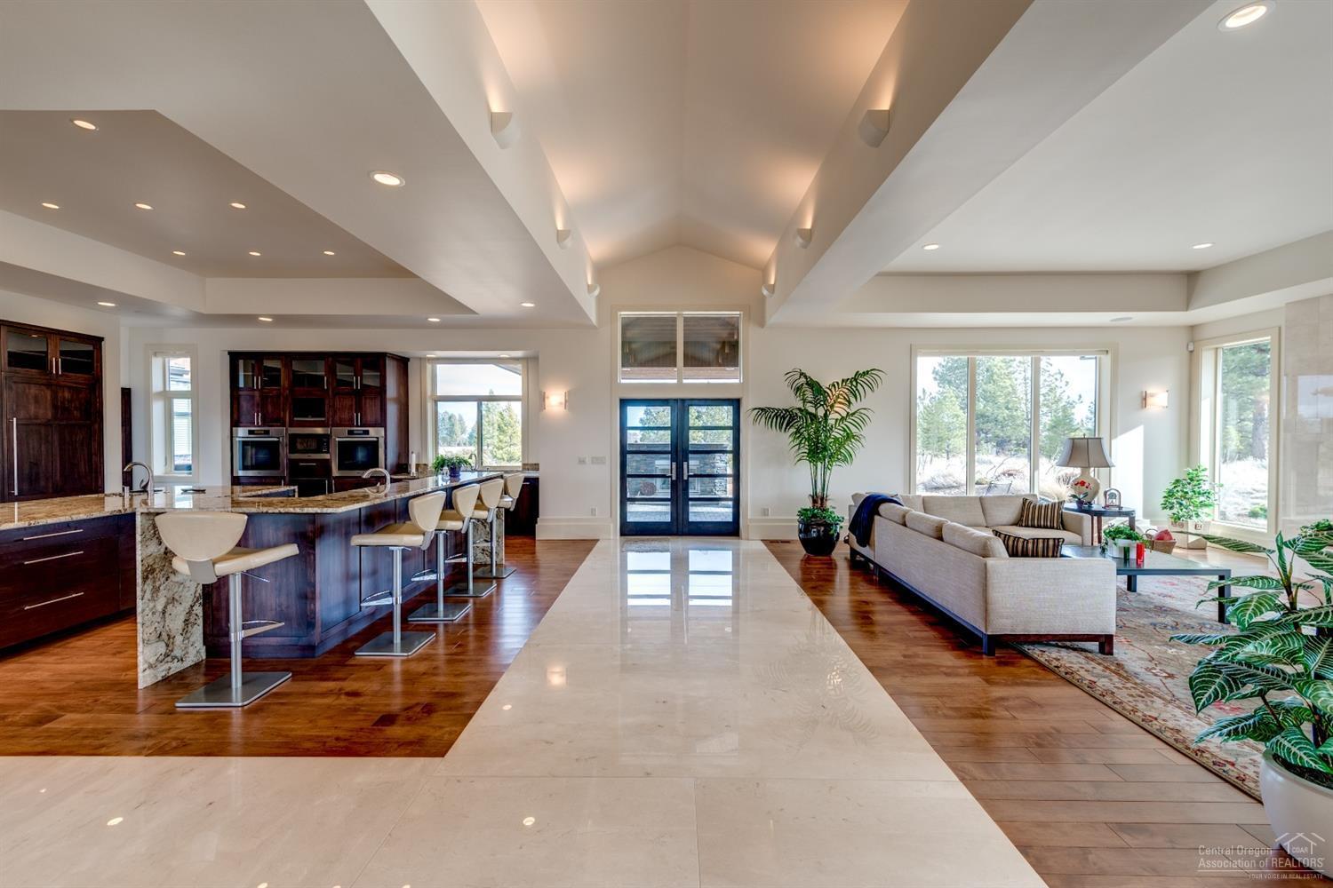 The Highlands at Broken Top - Residential