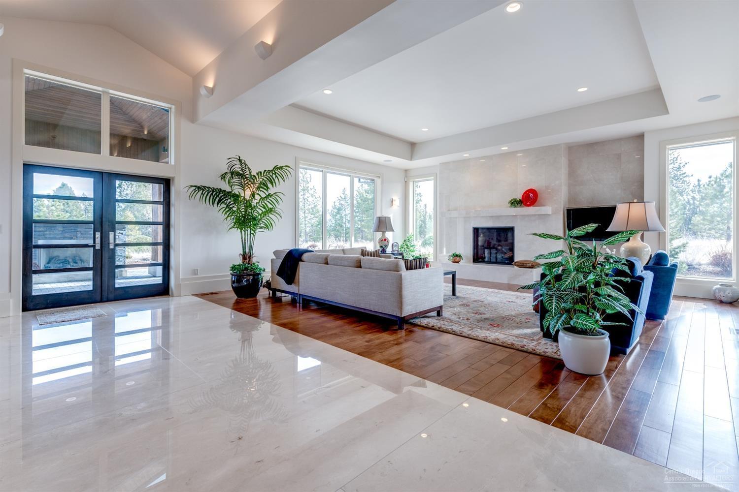 The Highlands at Broken Top - Residential