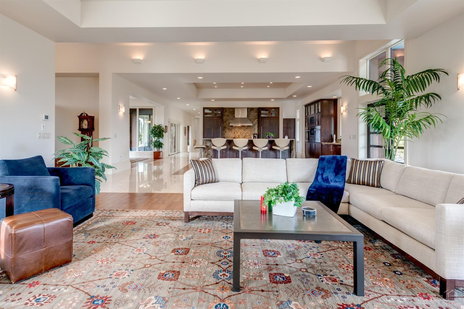 The Highlands at Broken Top - Residential