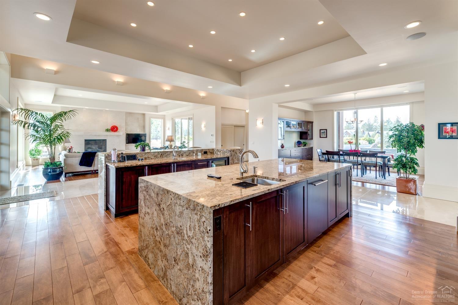 The Highlands at Broken Top - Residential