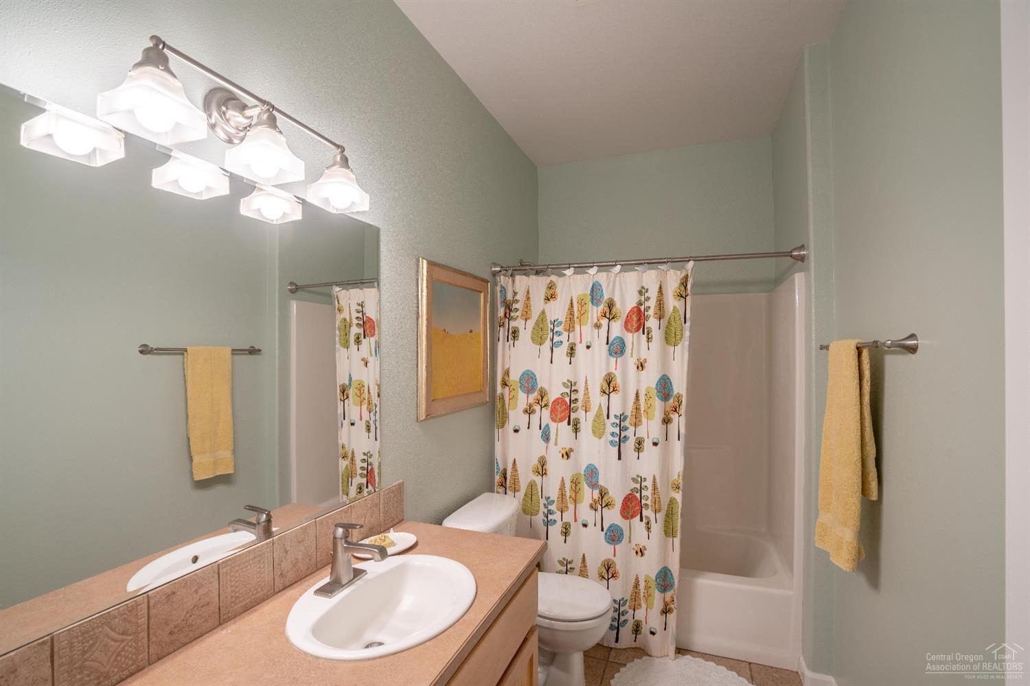 Oakview - Residential