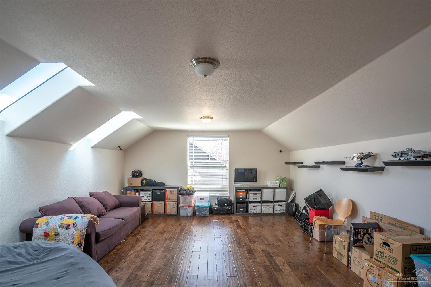 Oakview - Residential