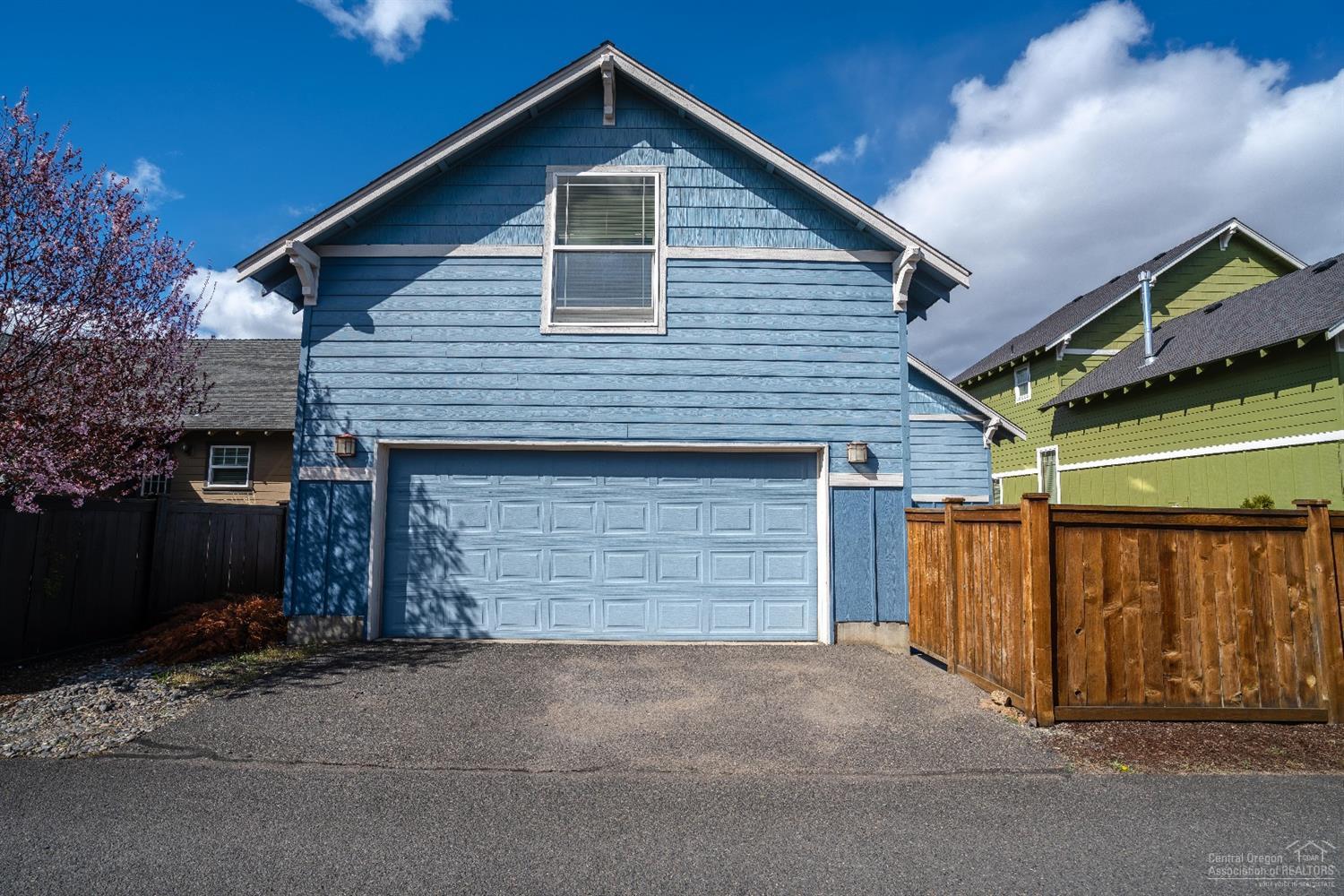 Oakview - Residential