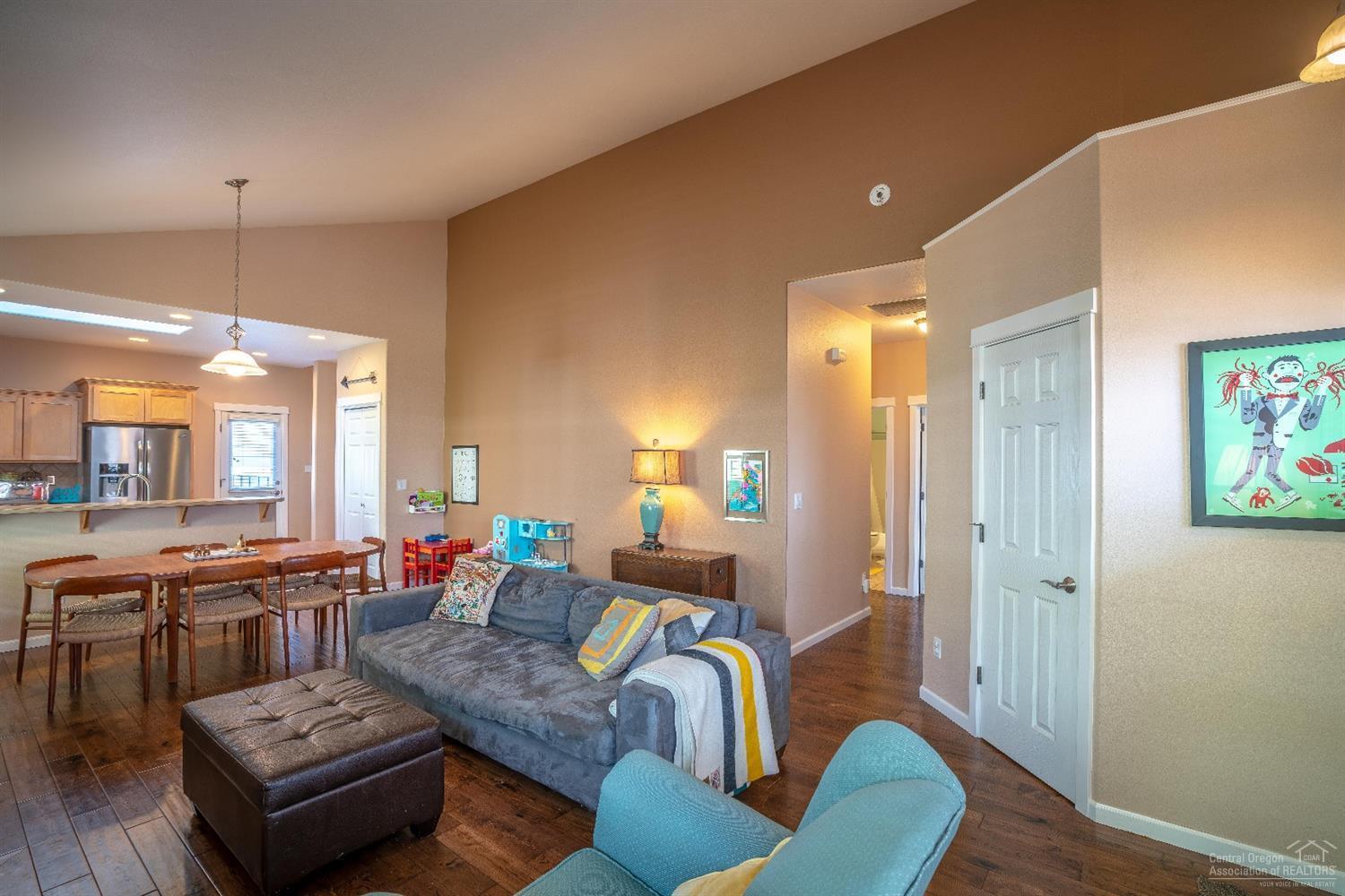 Oakview - Residential