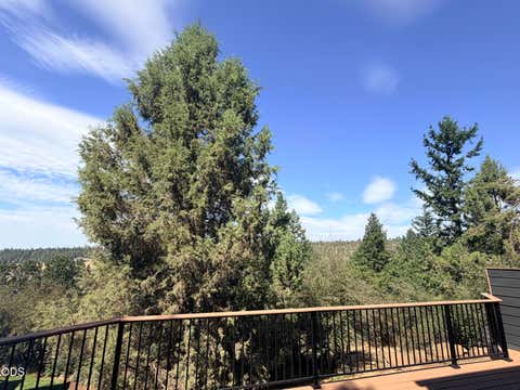 Tiny photo for 4819 Falcon Drive, Klamath Falls, OR 97601 (MLS # 220227225)