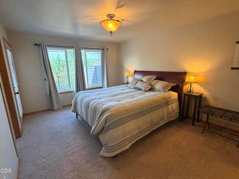 Tiny photo for 4819 Falcon Drive, Klamath Falls, OR 97601 (MLS # 220227225)