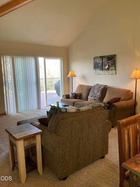 Tiny photo for 4819 Falcon Drive, Klamath Falls, OR 97601 (MLS # 220227225)