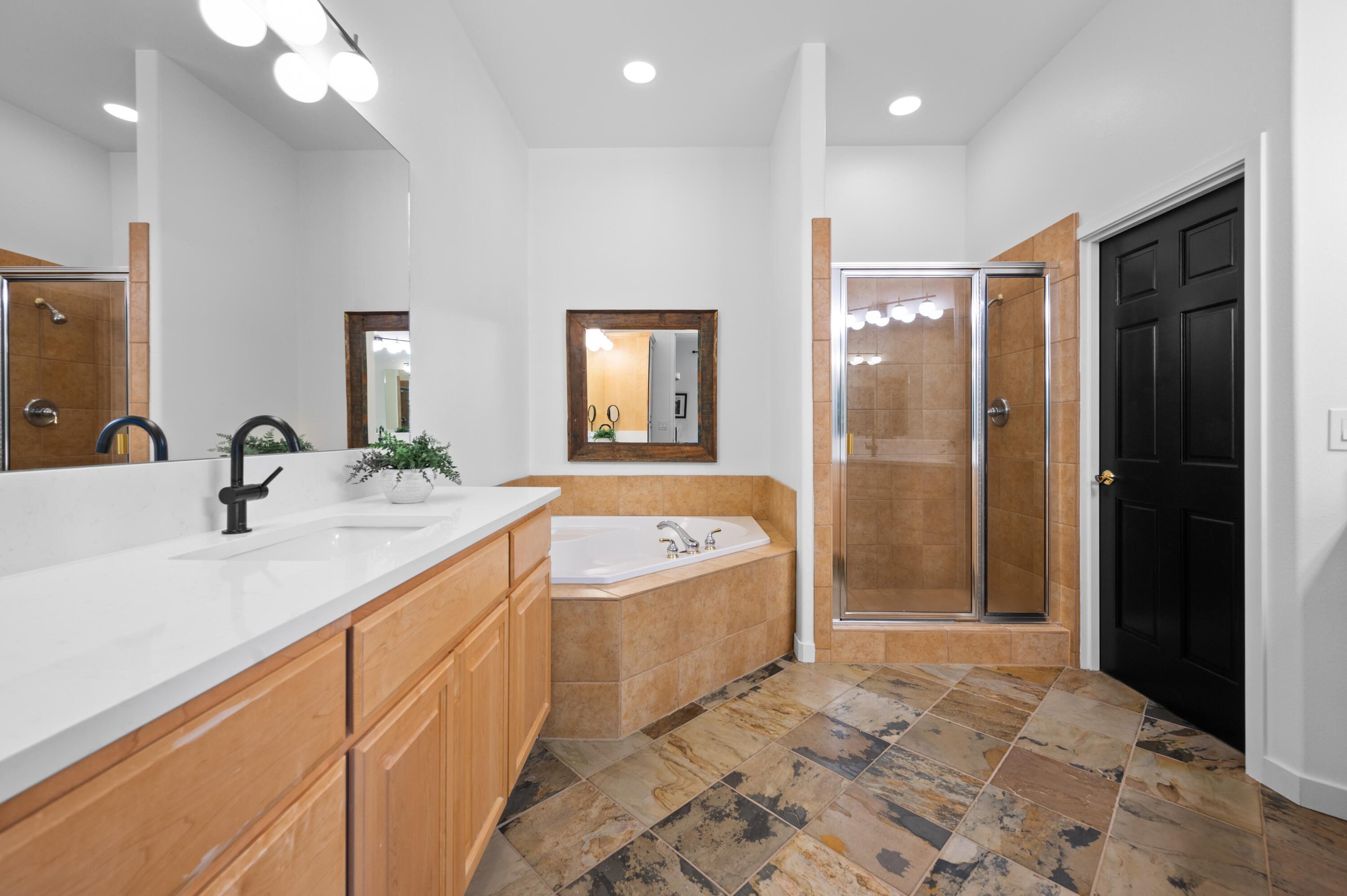 Broken Top - Residential