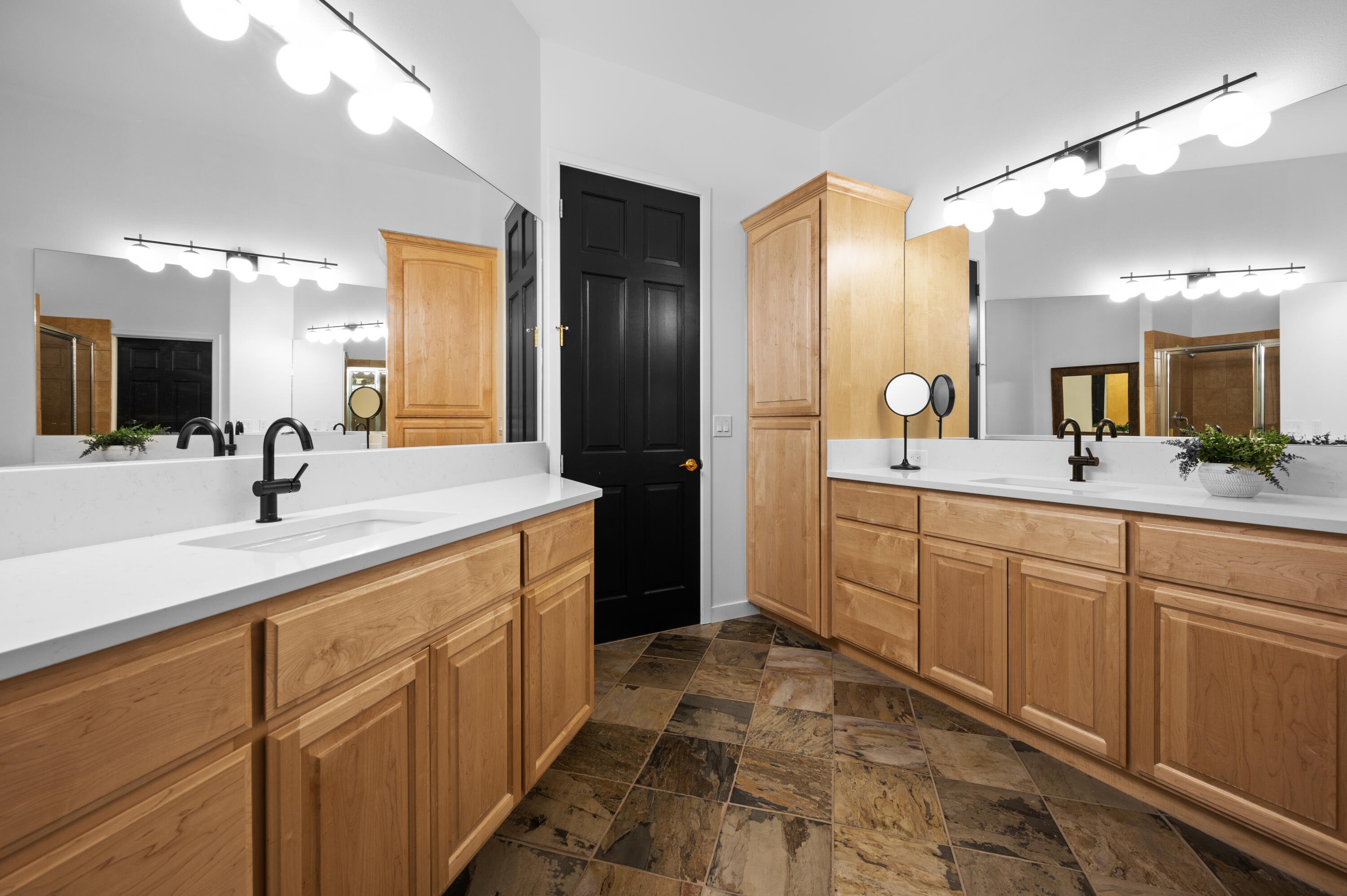 Broken Top - Residential