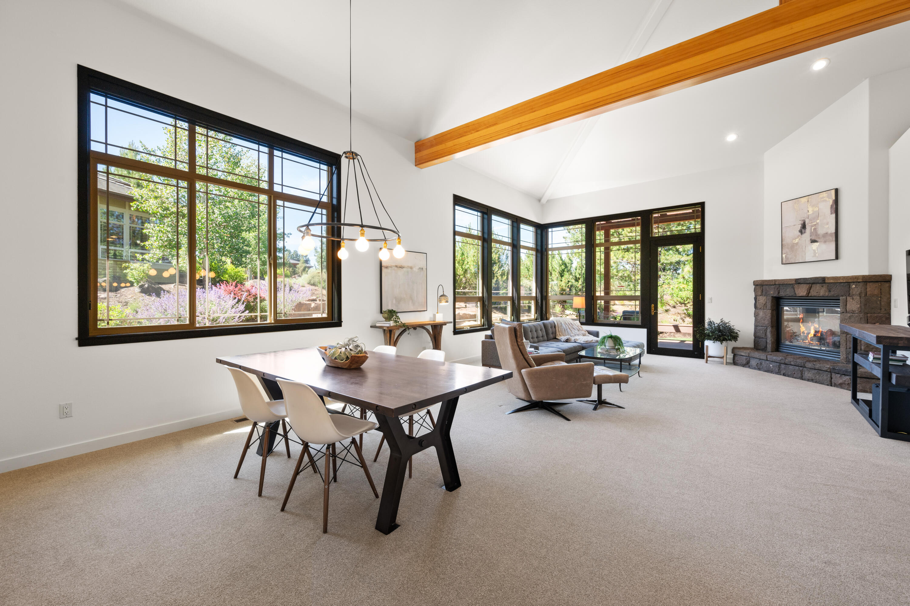 Broken Top - Residential