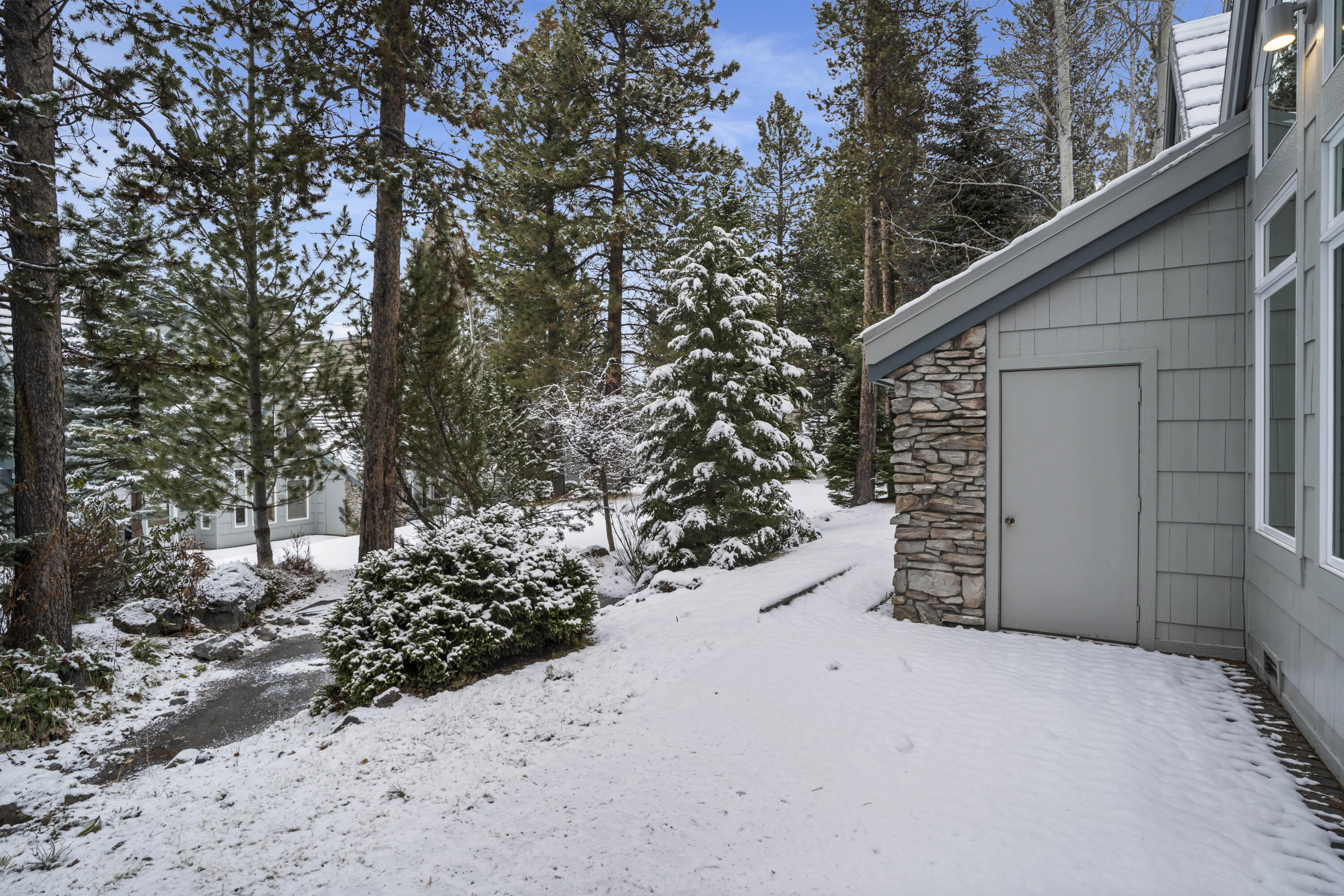 StoneTH - Residential