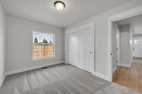 Tiny photo for 51779 Morning Pine Drive #134, La Pine, OR 97739 (MLS # 220195955)