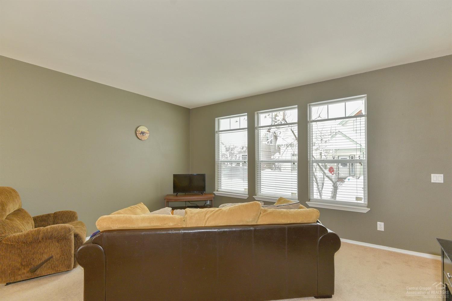 Pines At Sisters - Residential