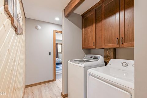 Tiny photo for 16101 Park Drive, La Pine, OR 97739 (MLS # 220222868)