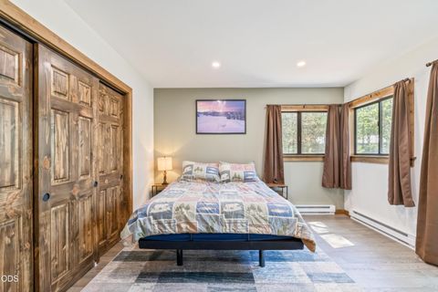 Tiny photo for 16101 Park Drive, La Pine, OR 97739 (MLS # 220222868)