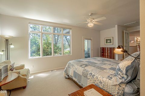 Tiny photo for 590 Taylor Street, Ashland, OR 97520 (MLS # 220223937)