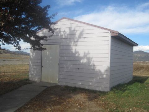 Tiny photo for 20954 S Poe Valley Road, Klamath Falls, OR 97603 (MLS # 220207149)