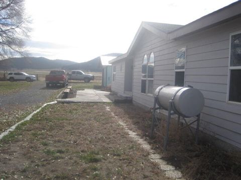 Tiny photo for 20954 S Poe Valley Road, Klamath Falls, OR 97603 (MLS # 220207149)