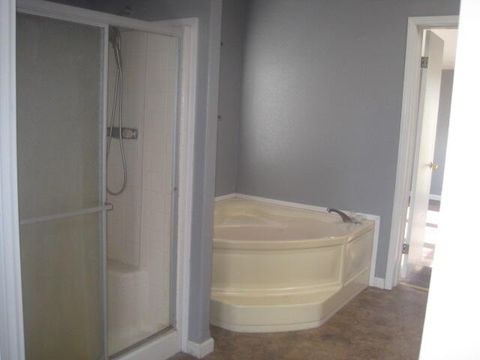 Tiny photo for 20954 S Poe Valley Road, Klamath Falls, OR 97603 (MLS # 220207149)