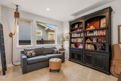Tiny photo for 471 E Diamond Peak Avenue, Sisters, OR 97759 (MLS # 220223209)