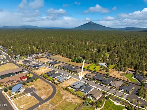 Tiny photo for 471 E Diamond Peak Avenue, Sisters, OR 97759 (MLS # 220223209)